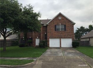 6022 Branch Lake Dr, Houston, TX 77066