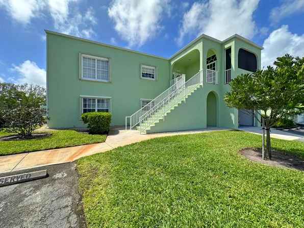 2130 SE Wild Meadow Cir, Port Saint Lucie, FL 34952