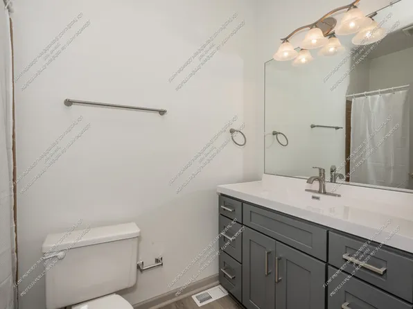 211 W 9th St APT 5, Cincinnati, OH 45202