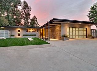 821 Holly Vista Dr, Pasadena, CA 91105