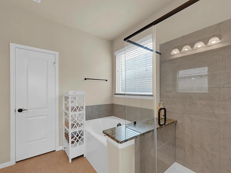 18735 Waketon Dr — Photo 24