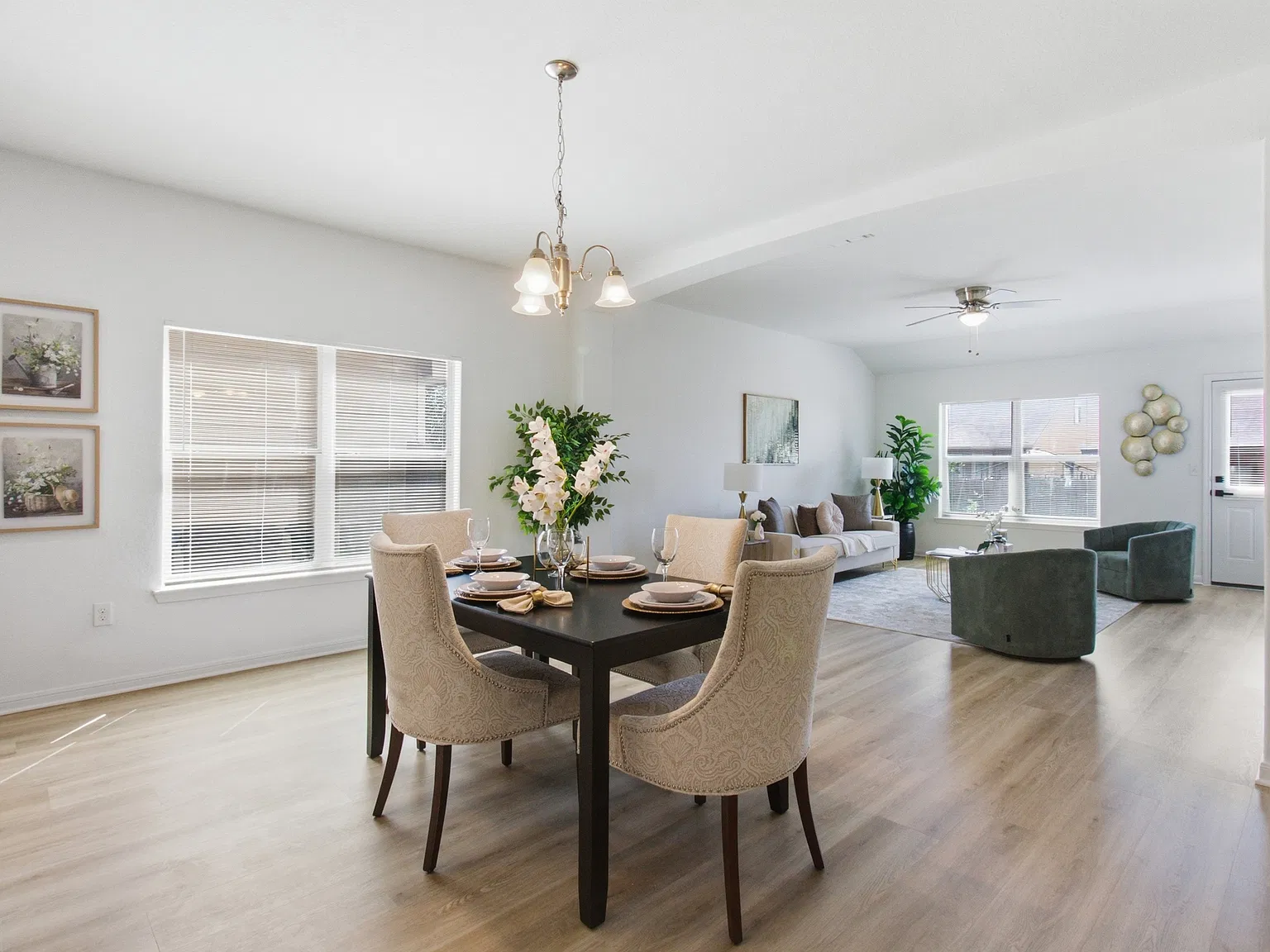 3 bed, 1763 sqft, $1,950 — Photo 1