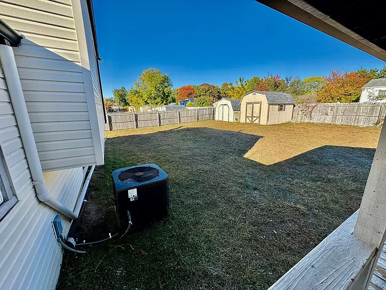 16 Indian Hill Ln — Photo 17