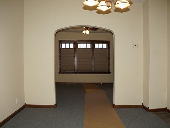 4th image of 2957 S Parnell Ave #1