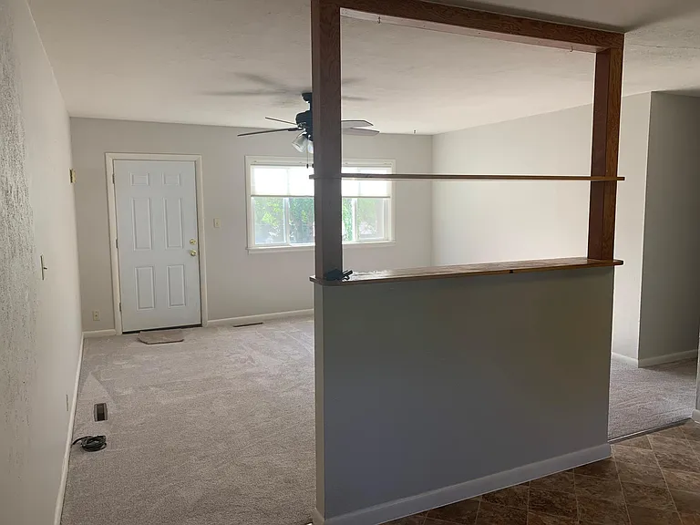 2020 Highland Ave — Photo 5