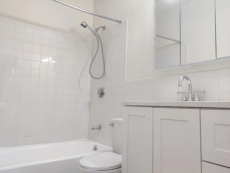 10 Barrows St #2 — Photo 11
