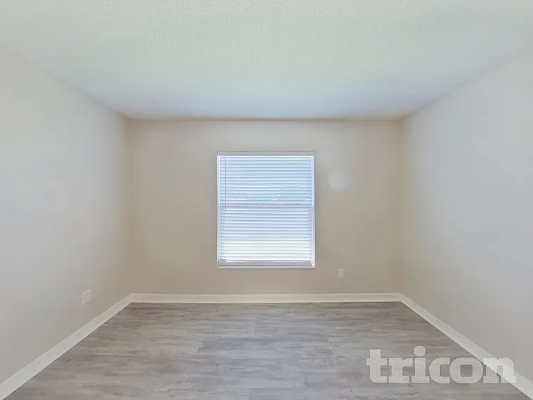 317 Covent Gardens Pl — Photo 14
