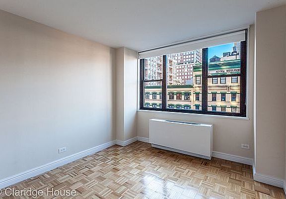 3rd image of 201 E 87th St APT 5F