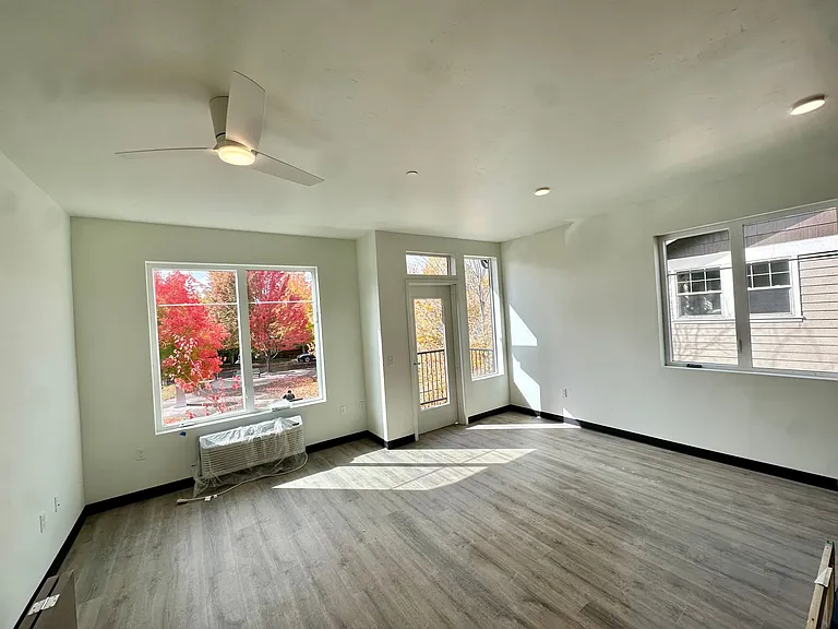 Bradbury Pointe Apartments — Photo 5