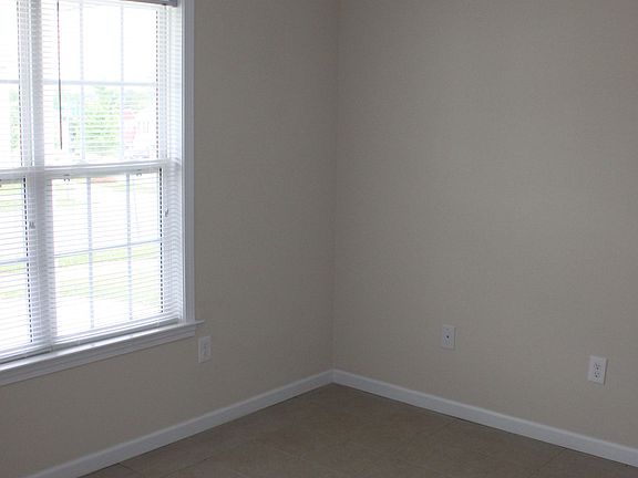 5th image of 4135 Broadstairs Dr SW