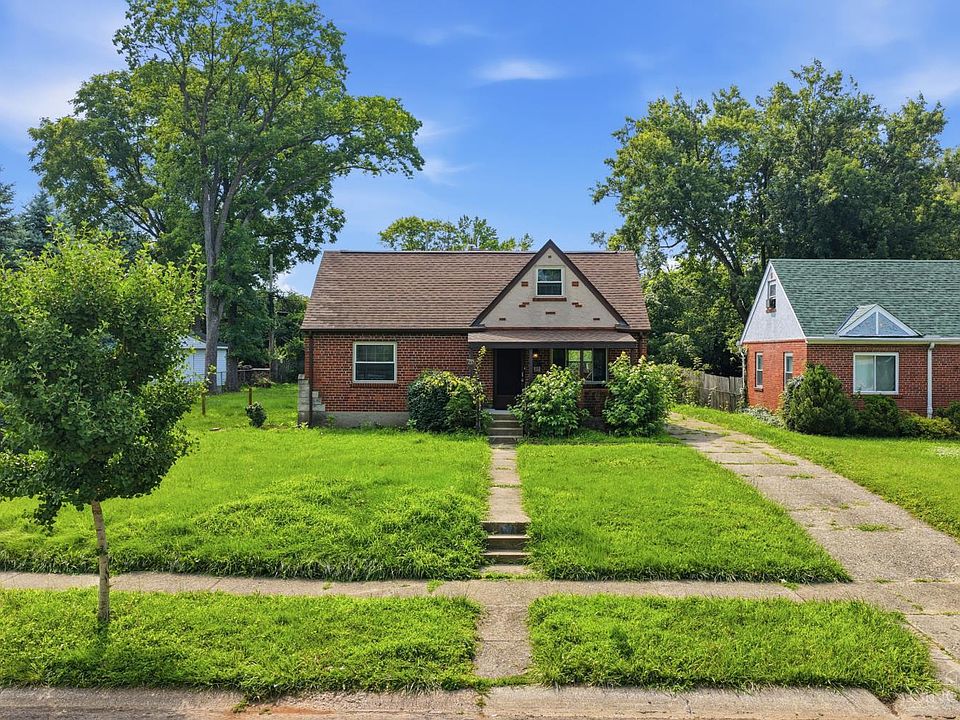 1st image of 172 Carmen Ave