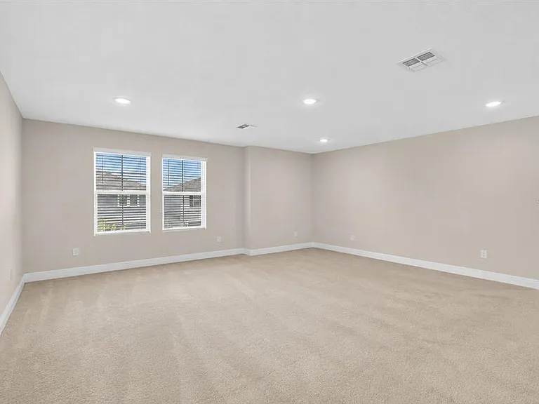 10009 Surrey Rose Dr — Photo 33