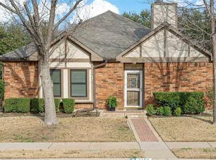 2155 Falcon Ridge Dr, Carrollton, TX 75010