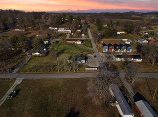 12 Rush Ln, London, KY 40741