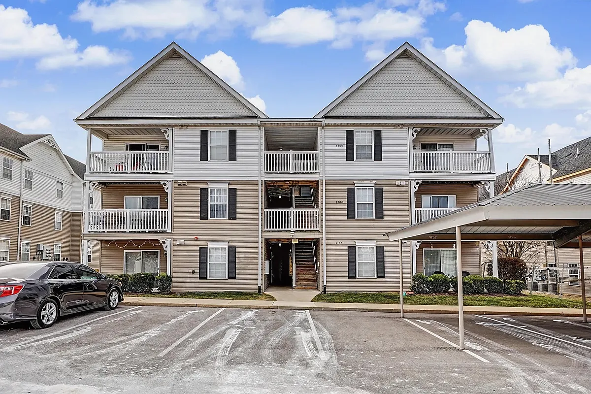 Building Photo - 5303 Spring Creek Ln
