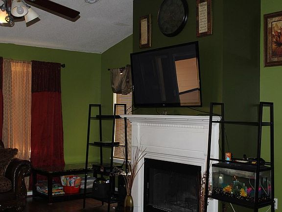 4th image of 111 Nacoochee Dr
