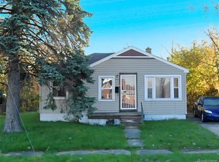 3135 Harrison St, Inkster, MI 48141