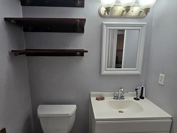 5th image of 8855 Babcock St SE #1