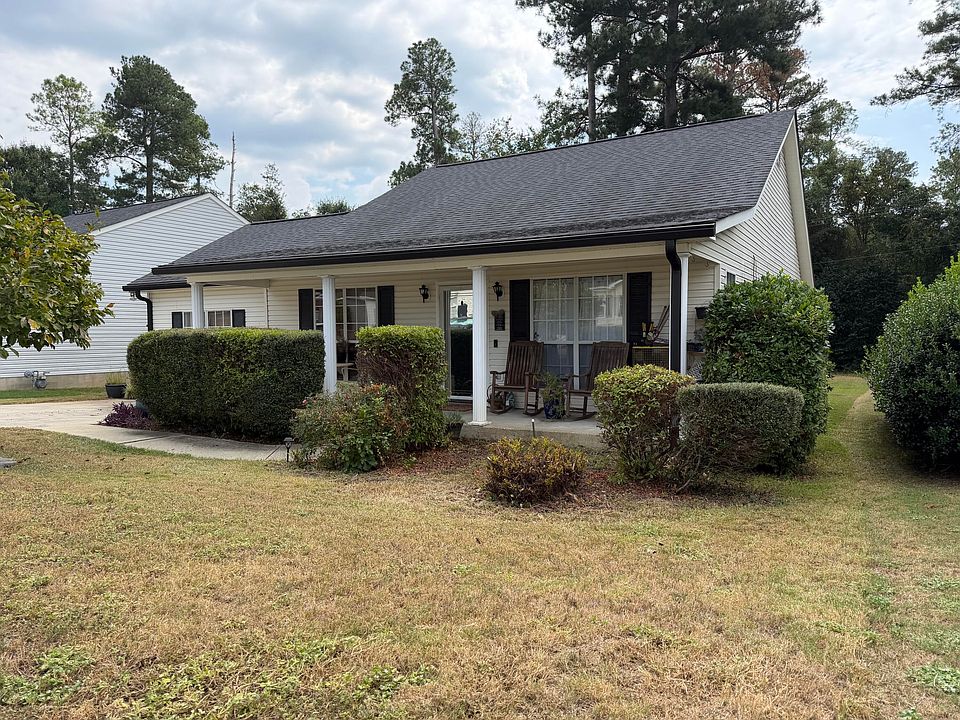 1st image of 218 Spring Oak Ln