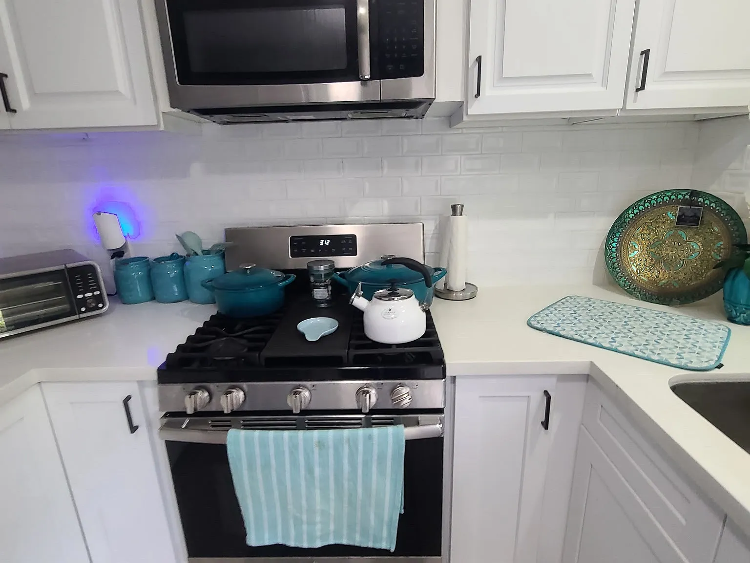 1 bed, 1200 sqft, $1,200 — Photo 4