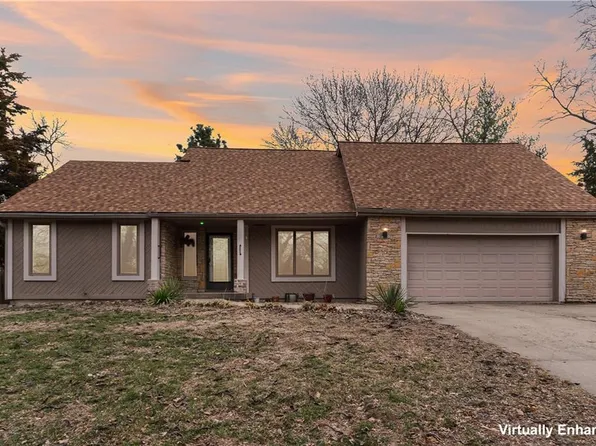 4531 Woodstock St, Shawnee, KS 66218
