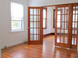17 Montgomery St #2, Cambridge, MA 02140