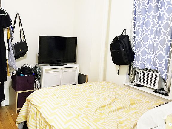 3rd image of 11-44 44th Dr #3-11