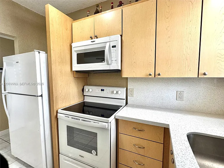 1837 NW 17th Ave #1666 — Photo 15