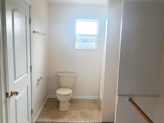 EN-SUITE BATH