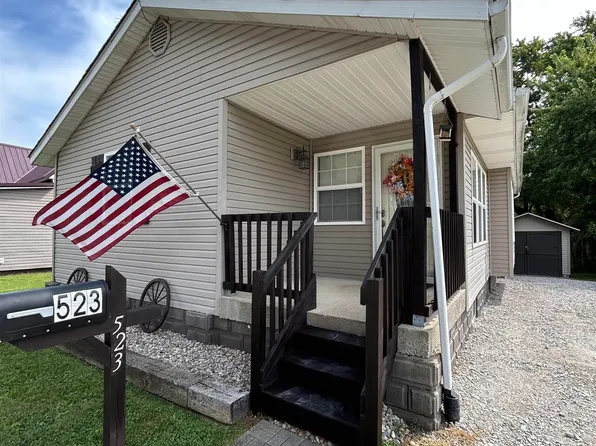 523 N Main St, Oakland City, IN 47660