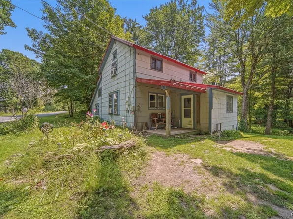83 Knapp Rd, Constantia, NY 13044