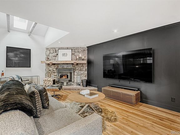 5th image of 30154 Glen Eyrie Drive