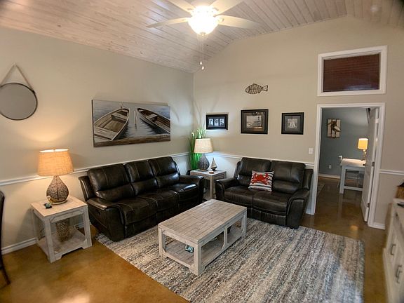 3rd image of 2212 State Highway 361 Unit 219