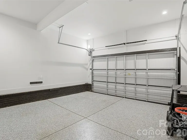5408 Carmel Rd — Photo 42