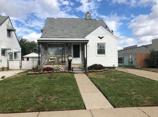 12740 Walnut St, Southgate, MI 48195