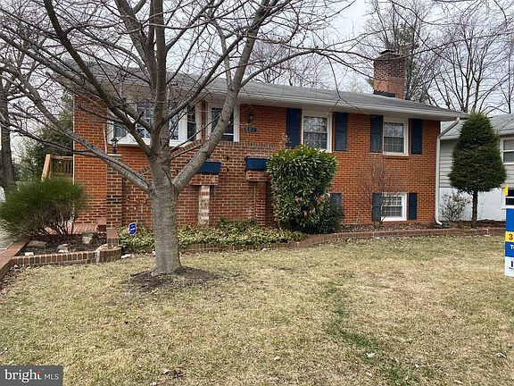 4th image of 102 E Poplar Rd