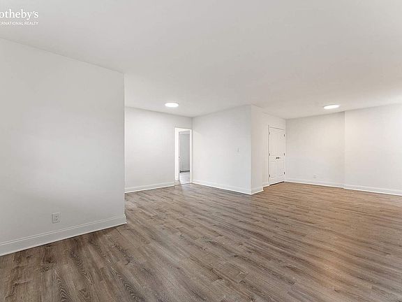 4th image of 4705 Henry Hudson Pkwy APT 5K