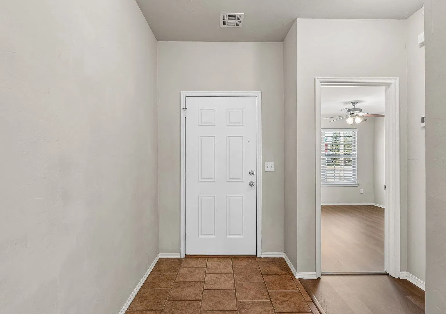 204 John Rausch Lane — Photo 2