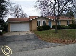 1st image of 570 Oakland Dr