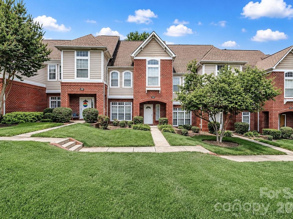 1st image of 1139 Central Park Cir