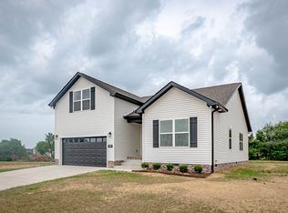 1459 Angus Way, Greenbrier, TN 37073