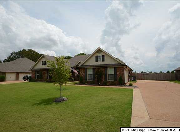 2nd image of 5069 Fairholme Dr