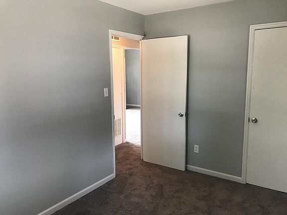 3rd image of 10312 Manorford Dr