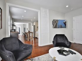 2489 Adams Ave, Columbus, OH