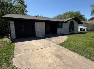 511 Southlake Dr, Forney, TX 75126