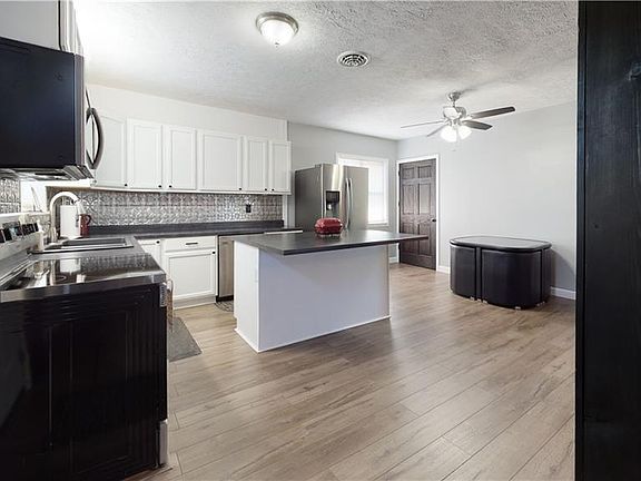 5th image of 49991 Arbaugh St.