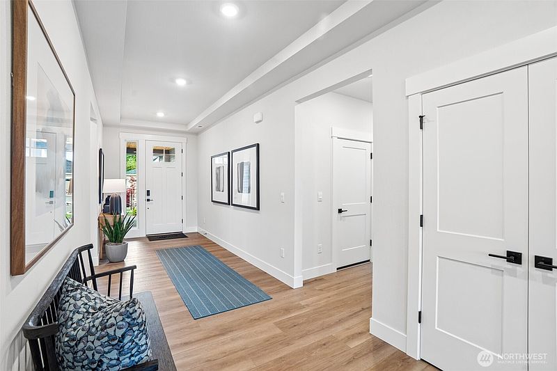 3rd image of 596 Thompson (Lot 18) Drive
