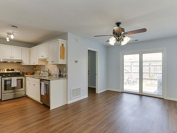 4th image of 1350 Sierra Dr