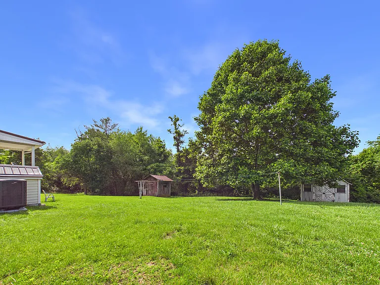 3954 Crabapple Rd — Photo 3