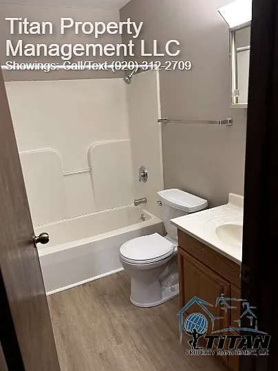 601 Melanie Ln — Photo 3